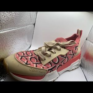 Calvin Klein Womens sneaker, size 8 1/2